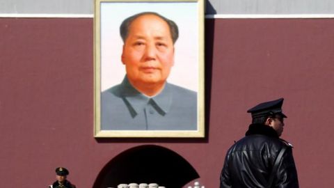 Pekin rasmiylari xorijiy josuslar haqidagi ma’lumot uchun 72 ming dollargacha mukofot to‘lashni va’da qildi