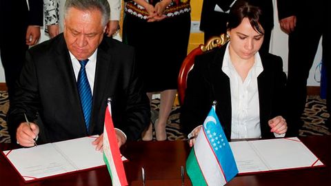 Ўзбекистон ва Тожикистон умумий суммаси 35 миллион доллар бўлган 20 та шартнома имзолади