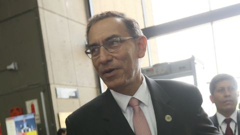 Перу вице-президенти бошқа мамлакатларни ҳам Венесуэладан ўз элчиларини чақириб олишга даъват этди