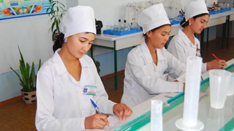 Шавкат Мирзиёев тиббий таълим тизимини янада ислоҳ қилиш чора-тадбирлари тўғрисидаги қарорни имзолади