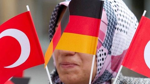 Germaniya turk harbiylariga siyosiy boshpana berdi