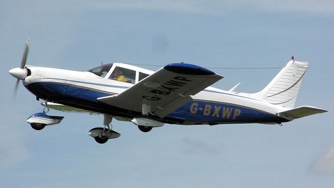 Автомобиль видеорегистратори тасодифан самолёт қулашини тасвирга туширди