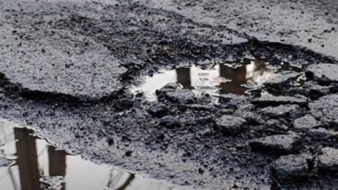 Голландиялик олимлар ўз-ўзини тикловчи асфальтни ишлаб чиқди