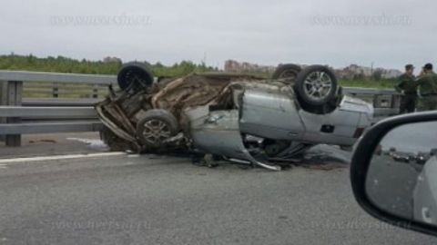 Rossiyada besh nafar o‘zbekistonlik o‘tirgan avtomobil ag‘darilib ketdi