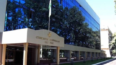 Oliy sud raisi Toshkent viloyatidagi sayyor qabulda 50 ga yaqin murojaatni ko‘rib chiqdi