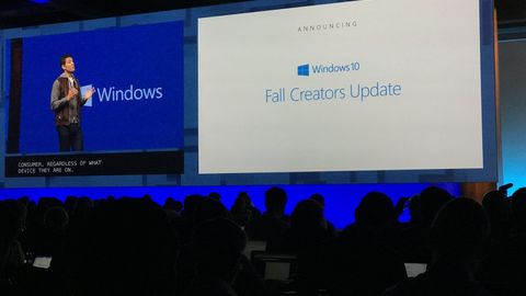 Microsoft янгиланган интерфейсли Windows 10 ва янги Story Remix видеоредакторини тақдим этди