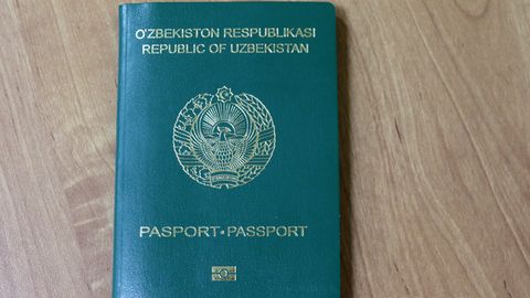 Toshkentdagi pasport stollarida may oyining oxirigacha elektron navbat yo‘lga qo‘yiladi