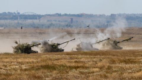 ОАВ: Россия Сурияга 21 та гаубица жўнатди