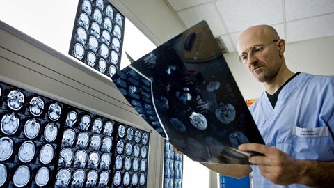 Боши кўчириб ўтказиладиган биринчи инсон хитойлик бўлади