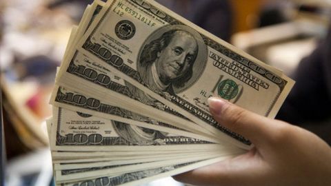 O‘zbekistonda dollarning rasmiy kursi 28 so‘mga oshdi