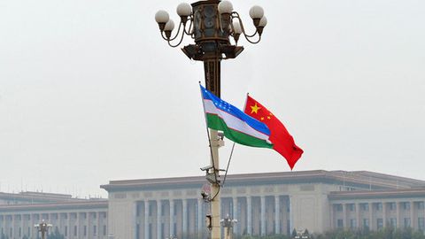 Shavkat Mirziyoyev Xitoy bilan erishilgan kelishuvlarni amalga oshirish bo‘yicha “Yo‘l xaritalari”ni tasdiqladi