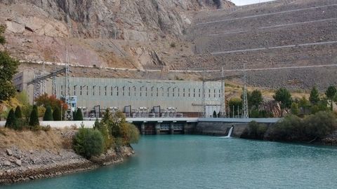 Shavkat Mirziyoyev: O‘zbekistonda gidroenergetika sohasida yangi kompaniya tuziladi