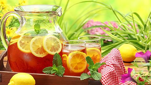 Uyda muzdekkina yaxna choy tayyorlaymiz