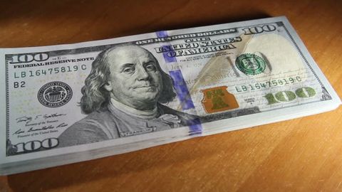 O‘zbekistonda dollarning rasmiy kursi 30 so‘mga oshdi