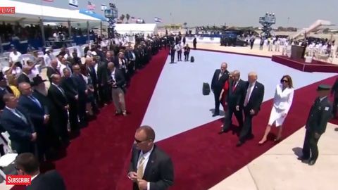 Melaniya Tramp Isroilga qo‘ngandan so‘ng turmush o‘rtog‘ining qo‘lini tutishdan bosh tortdi (video)