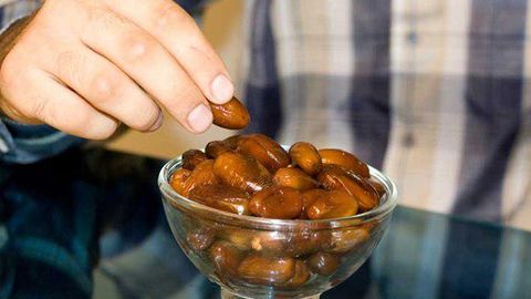 Saharlik qilmay ro‘za tutish makruhmi?