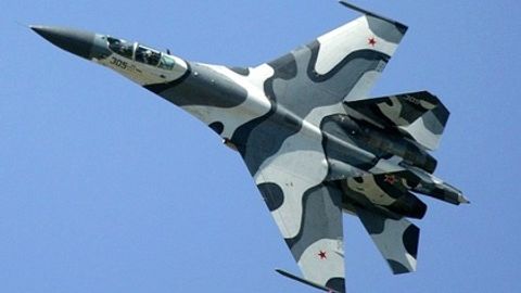 OAV: Rossiyaning Su-27 samolyoti AQSh HDK samolyotidan 6 metr masofada uchib o‘tdi