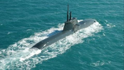 Италия сувости кемаси савдо кемаси билан тўқнашиб кетди