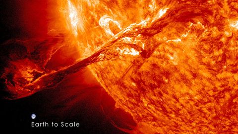 NASA birinchi marta kosmik apparatga hozir ham yashayotgan insonning nomini berdi