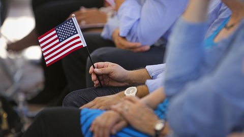 So‘rov: amerikaliklar Rossiya bilan bog‘liq tekshiruvlardan charchadi