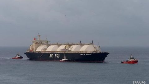 AQSh ilk bor Polshaga suyultirilgan gaz yetkazib berdi