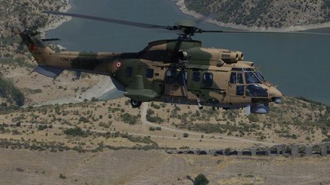 Turkiyada harbiy vertolyot qulashi oqibatida 13 kishi halok bo‘ldi