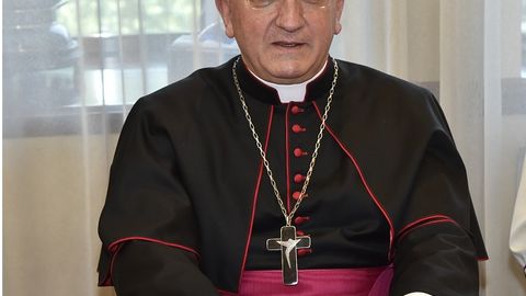 Abdulaziz Komilov Vatikanning yangi tayinlangan elchisi Chelestino Miloreni qabul qildi