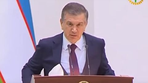 “Moliyaning avvalgi rahbarlari kasal edi”. Prezident moliya-iqtisod kompleksining sobiq mas’ullarini tanqid qildi (video)