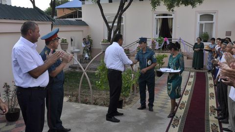 Namanganda profilaktika inspektorlari uchun 26 ta xizmat uyi foydalanishga topshirildi