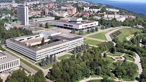 Россияда икки ёшли қизча бир неча кун бувисининг жасади билан бирга яшади