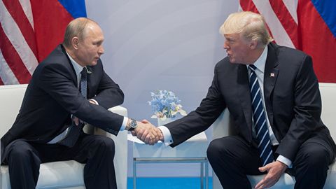 Трамп унинг Путин билан «махфий» учрашуви ҳақидаги хабарларга изоҳ берди