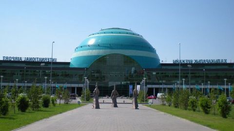 Нурсултон Назарбоев Остона аэропортига номи қўйилганига изоҳ берди