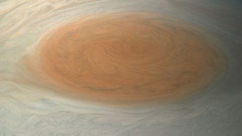 NASA birinchi marta Yupiterning realistik fotosuratlarini namoyish etdi