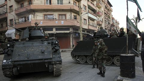 AQSh Suriya qurolli muxolifati guruhlaridan birini qo‘llab-quvvatlashni to‘xtatishga qaror qildi
