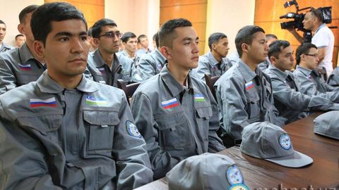 O‘zbekistondan Rossiyaga mehnat muhojirlarini uyushgan holda jo‘natish boshlandi