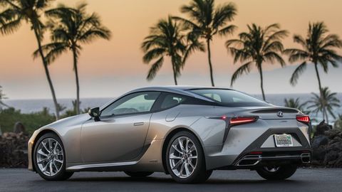 Amerikaliklar yilning eng yaxshi avtomobili nomi uchun nomzodlarni tanladi