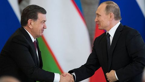 Vladimir Putin Shavkat Mirziyoyevni 60 yoshi bilan tabrikladi