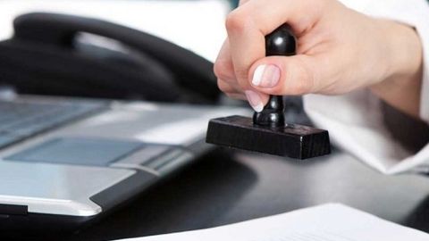 Notariuslar maoshiga ustamalar miqdori cheklanmaydi