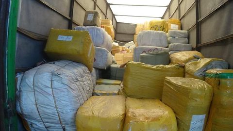 «Яллама» божхона постида каноп толаси ўрнига 6,4 млрд сўмлик маҳсулот ортган машиналар тўхтатилди