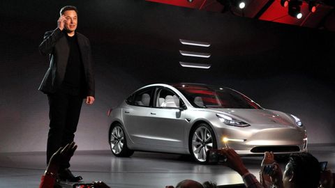 Tesla kompaniyasi hamyonbop Model 3 elektromobilini sotishni boshladi