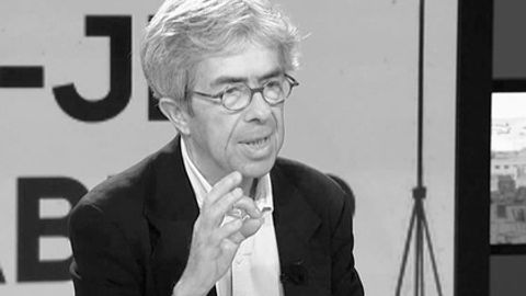 Франциялик адиб ўз китобида қаҳрамоннинг ўлимини тасвирлаб бериб, ўзи ҳам худди шу тарзда вафот этди