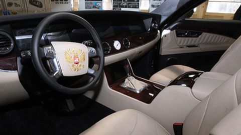 Rossiya prezidentining bo‘lg‘usi limuzini haqidagi tafsilotlar ma’lum qilindi