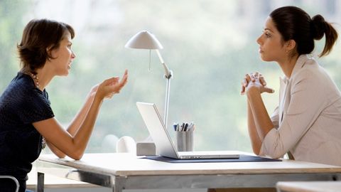 Boglangan porno tomosha qiling