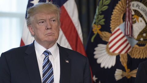 Трамп нима сабабдан америкалик дипломатларнинг қисқартирилгани учун Путинга миннатдорчилик билдирганига тушунтириш берилди