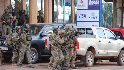Burkina-Fasoda jihodchilar qahvaxonaga hujum qildi, 17 kishi halok bo‘ldi