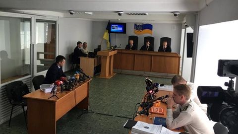 Yanukovichning davlat advokati ishdan voz kechdi