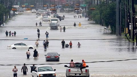 Texasga yopirilgan “Xarvi” to‘foni qurbonlari soni 30 kishiga yetdi