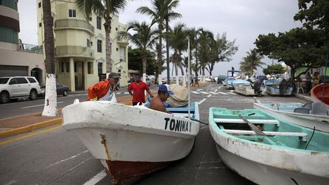 “Franklin” to‘foni Meksika sharqida 10 mingdan ortiq kishini dunyodan ajratib qo‘ydi