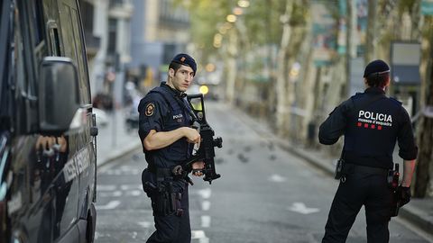 Барселонадаги терактда иштирок этганликда гумонланган 4 кишининг бари йўқ қилинди