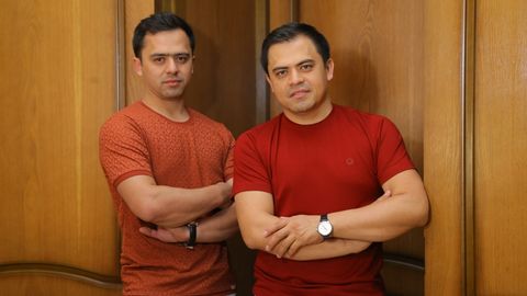 Masrur va Rasul Usmonovlar: 4 yasharligidan to‘yga chiqqan xonanda, “Mehribonlik uyi”dan bo‘lgan qo‘ng‘iroq va filmga ko‘chgan dard